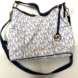 MK PURSE